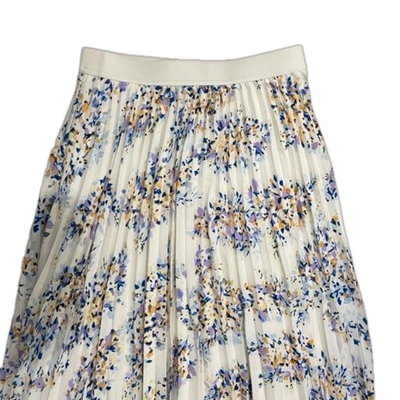 Vince Camuto Pleated Pull-On Midi Skirt Size Small Elastic Waistband Flowy - Picture 5 of 10